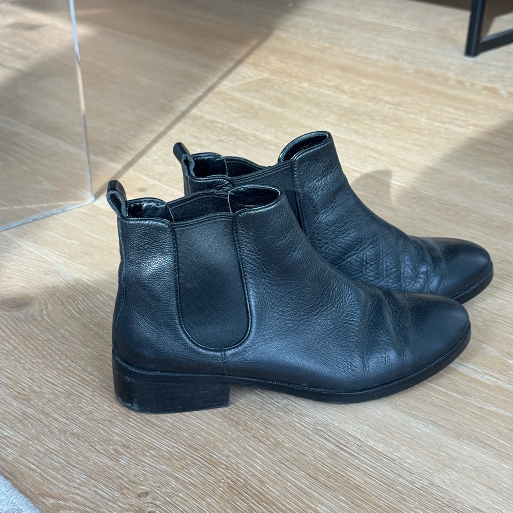 Cole Haan Black Leather Ankle Boots